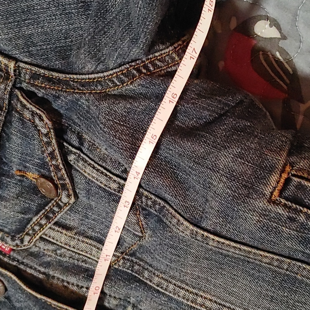 Levis Jean Jacket - Picture 11 of 13